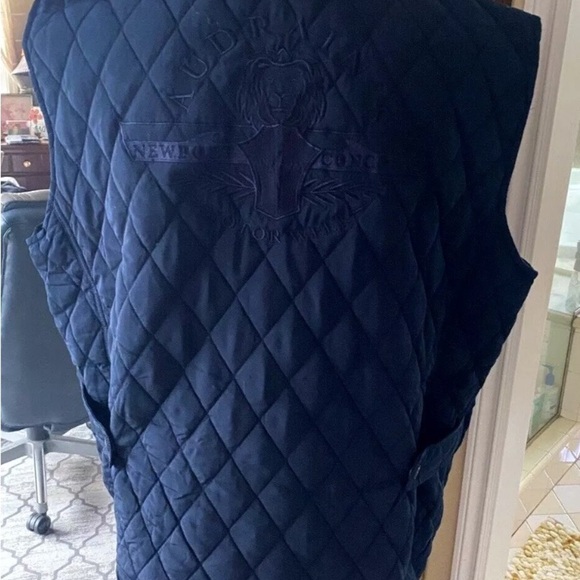 Mens Audrains Newport Concours Motor Size XL Puffer Vest Navy Blue Full Zip - Picture 7 of 9